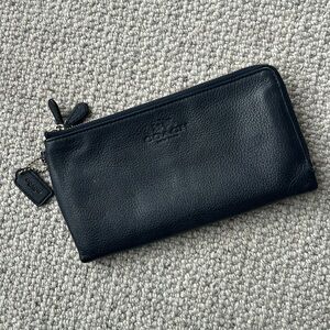 Coach Navy Blue Pebbled Leather Double Zip Wallet F53561